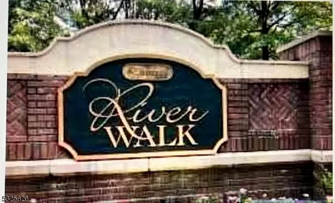 290 Riverwalk Way, Clifton, NJ 07014
