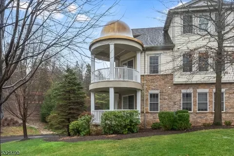 167 Victoria Dr #167, Bridgewater, NJ 08807