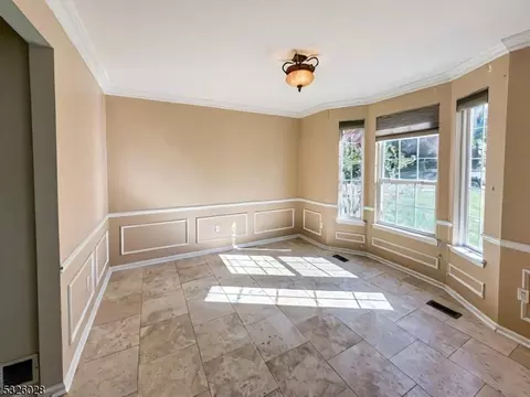 31 Canterbury Way, Wayne, NJ 07470 photo 18