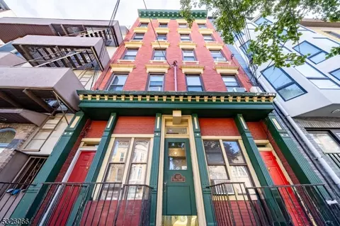 417 Adams St #1L, Hoboken, NJ 07030