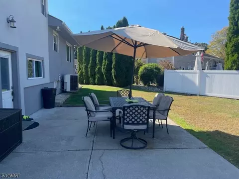 4 Rose Ter, Wayne, NJ 07470 photo 4