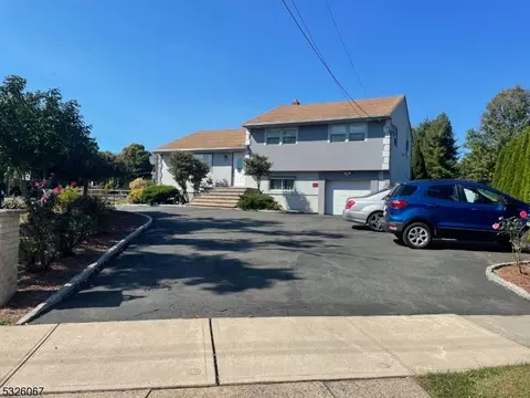 4 Rose Ter, Wayne, NJ 07470