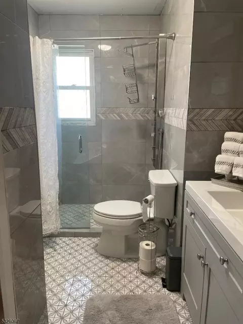 4 Rose Ter, Wayne, NJ 07470 photo 10