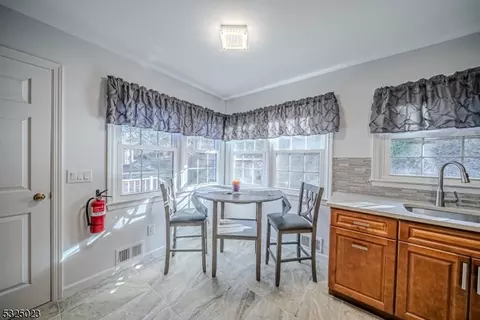 48 Bald Eagle Rd, Hackettstown, NJ 07840 photo 9
