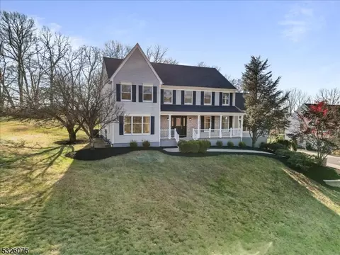 41 Studer Rd, Clinton, NJ 08809