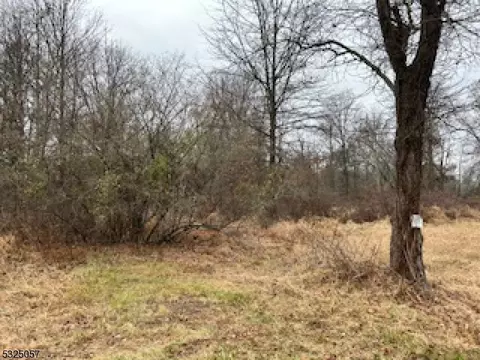 951 Croton Rd, Franklin Twp, NJ 08867