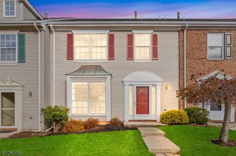 2803 Pinhorn Dr, Bridgewater, NJ 08807