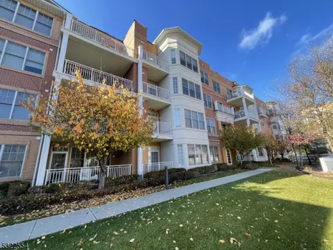 3104 Pointe Gate Dr #3104, Livingston Twp, NJ 07039