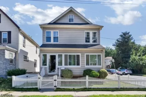 15 Walnut St, Bloomfield Twp, NJ 07003