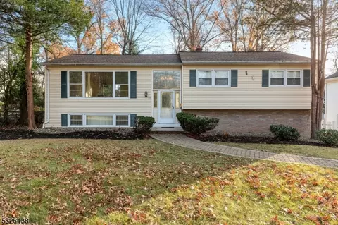 31 Delwick Ln, New Providence, NJ 07974