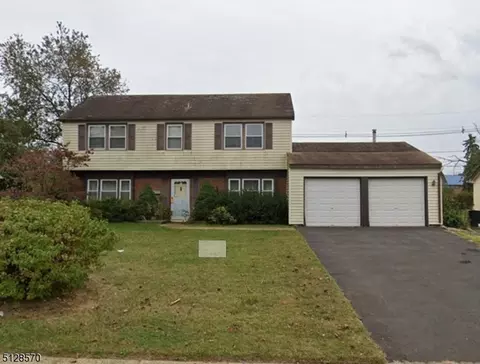 82 Gabriel Ln, Willingboro, NJ 08046