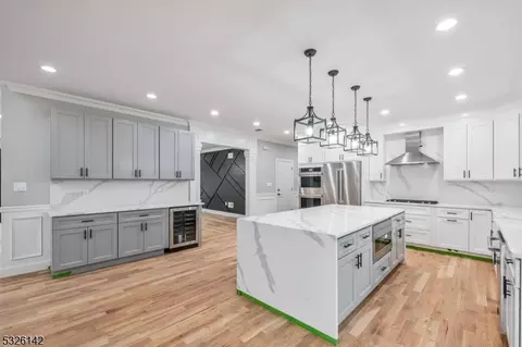 519 Green Valley Rd, Paramus, NJ 07652 photo 10