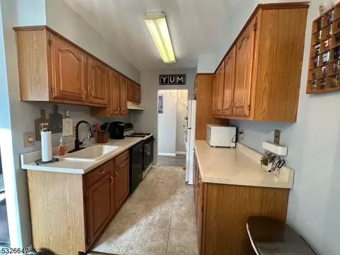 458 River Rd #E, Nutley, NJ 07110 photo 9
