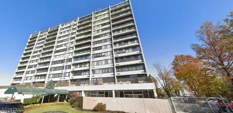 180 Lafayette Ave #10F, Passaic, NJ 07055