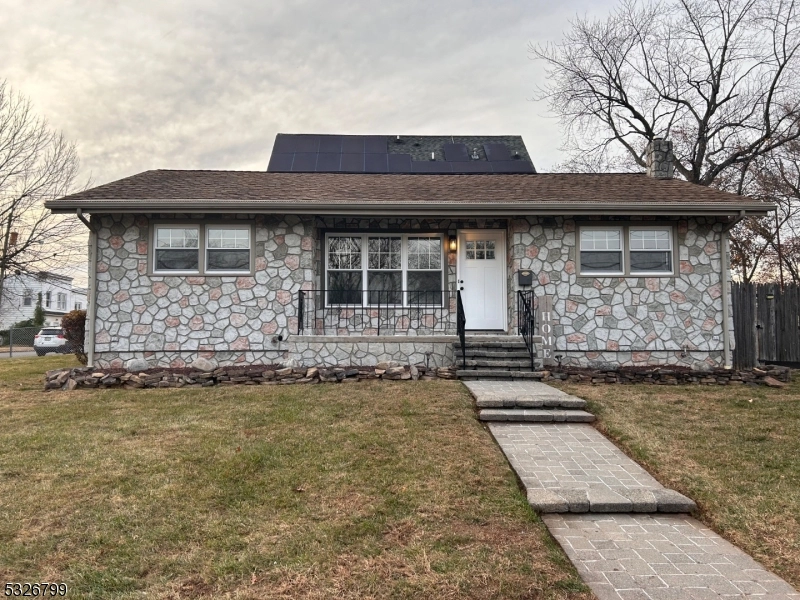 14 HAYNES St