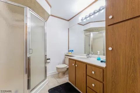 25 Packanack Lake Rd, Wayne, NJ 07470 photo 17