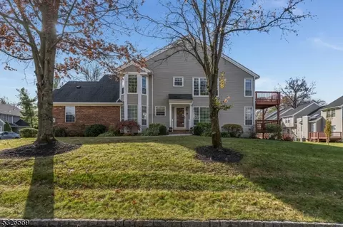 50 Myrtle Ct, Whitehouse Station, NJ 08889