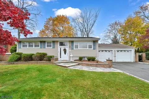 10 Maple Ave, Montvale, NJ 07645