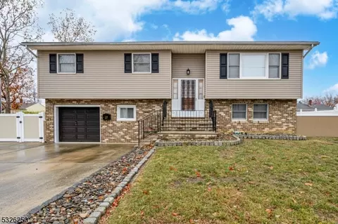 27 Grand Ave, South River, NJ 08882