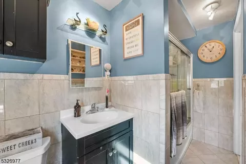 1 Shore Rd, Wayne, NJ 07470 photo 22
