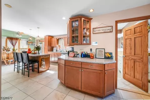 1 Shore Rd, Wayne, NJ 07470 photo 17