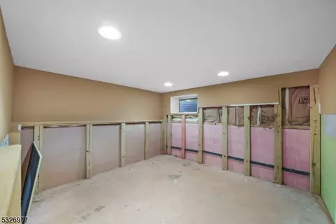 1 Shore Rd, Wayne, NJ 07470 photo 31