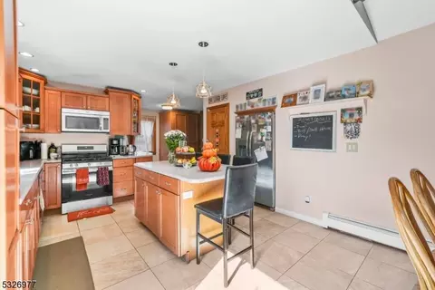1 Shore Rd, Wayne, NJ 07470 photo 12