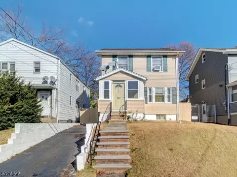 40 Harding Ter, Irvington, NJ 07111