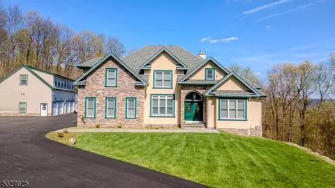 101 Beatty Rd, Mansfield Twp, NJ 07865