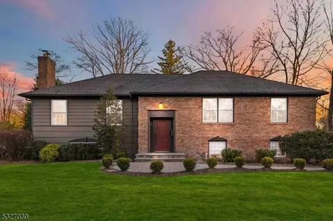 1 Coursen Way, Madison, NJ 07940