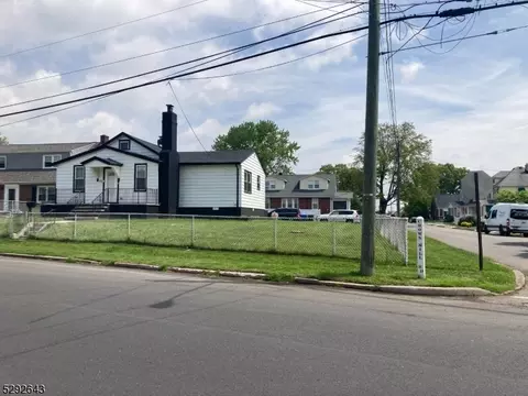 530 Crows Mill Rd, Woodbridge Twp, NJ 08863
