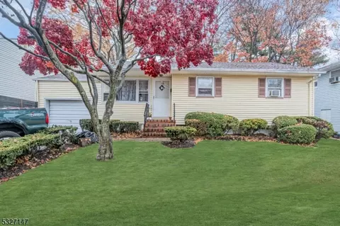 104 Kennedy Dr, Roselle, NJ 07203