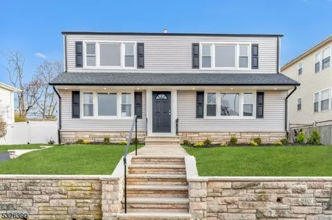 186 Eppirt St, East Orange, NJ 07018