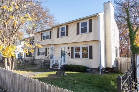 96 Lincoln St, East Orange, NJ 07017