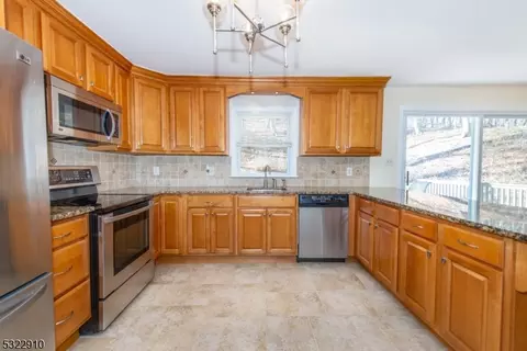 66 Brookside Rd, Randolph, NJ 07869 photo 3
