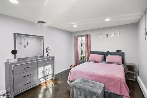 9 Burnside Pl, Wayne, NJ 07470 photo 19