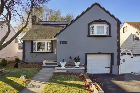 1124 Richmond Pl, Union, NJ 07083