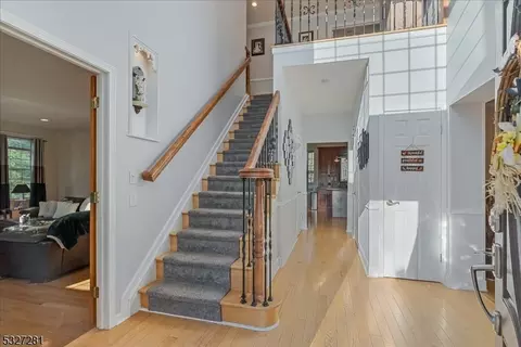 7 Carro Ct, Dover, NJ 07801 photo 2