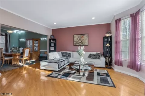 7 Carro Ct, Dover, NJ 07801 photo 3