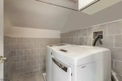 7 Carro Ct, Dover, NJ 07801 photo 30