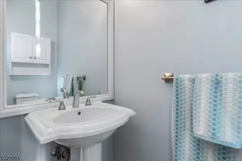 7 Carro Ct, Dover, NJ 07801 photo 17