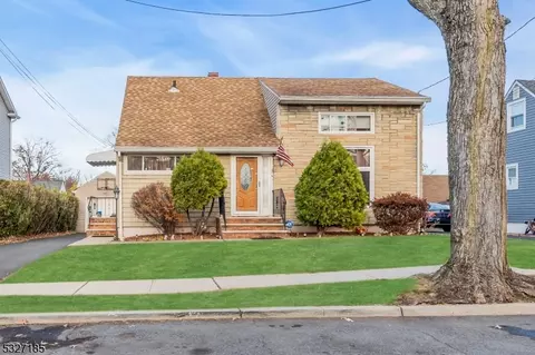 915 Franklin Ter, Roselle, NJ 07203