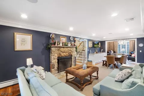 18 Maple Ave, Mendham, NJ 07945 photo 9