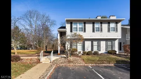 202 Milkweed Ct, Three Bridges, NJ 08887