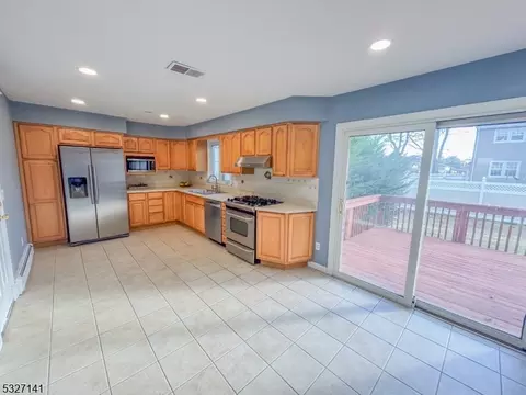 215 Monroe Ave, Edison, NJ 08820 photo 10