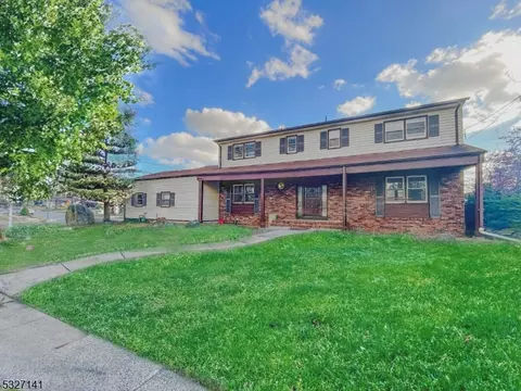 215 Monroe Ave, Edison, NJ 08820 photo 3