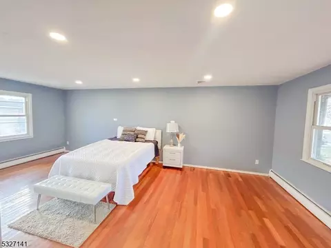 215 Monroe Ave, Edison, NJ 08820 photo 21