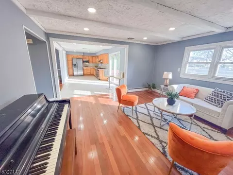 215 Monroe Ave, Edison, NJ 08820 photo 9