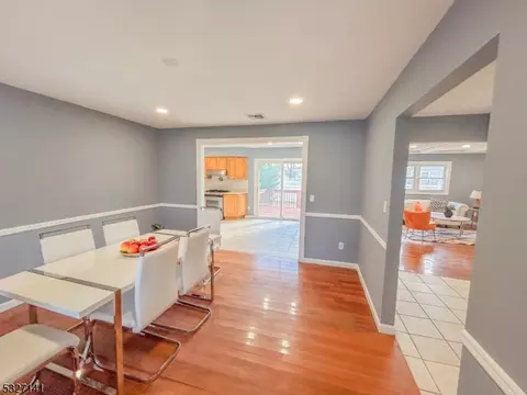 215 Monroe Ave, Edison, NJ 08820 photo 13