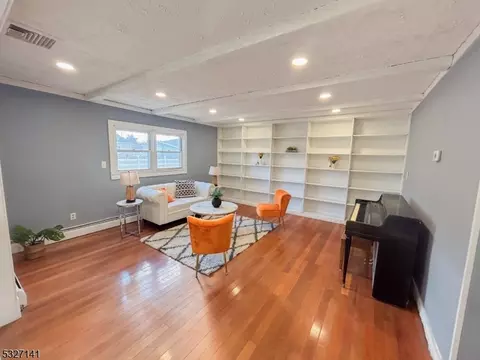 215 Monroe Ave, Edison, NJ 08820 photo 7